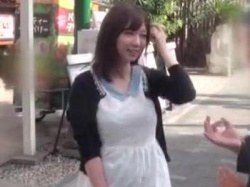 /ナンパ:素人/激カワなお姉さんにが初対面の男に口説き落とされてそのままHしちゃった!迷ったらこの動画の画像