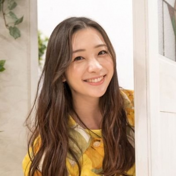 【画像】足立梨花さんのノーブラ発言に対する批判的な男性ｗｗｗのアイキャッチ画像