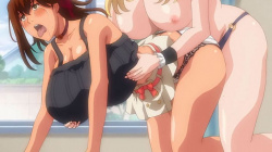 【エロアニメ】性悪ギャル姉妹を催眠操作で立場逆転！色白姉にペニバン装着させ褐色妹のケツ穴を掘らせる変態レズの完成！の画像