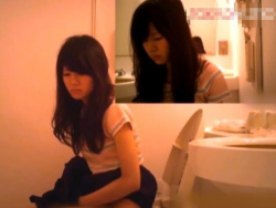 【盗撮動画】詳細出所など不明!女子トイレに仕掛けた隠しカメラ映像が拡散!!の画像