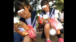 [MM動画]【Full ＨＤ】妄想vol.77「制服でリラックスしているところを…」＜JKパンチラ盗撮＞の画像