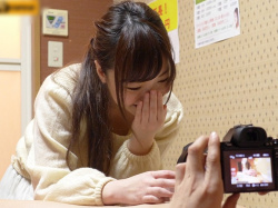 らめぇ~カメラ撮っちゃ♪ひっ捕らえたオナクラ姫の水着着衣に無許可で中出ししたったぜぇぇぇ~wwwwwwwwwwwwwwwwwwwwwの画像