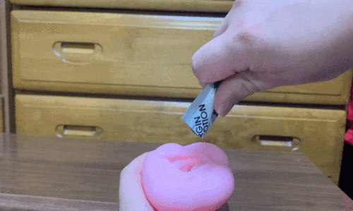ローションを注入しているアニメーション画像