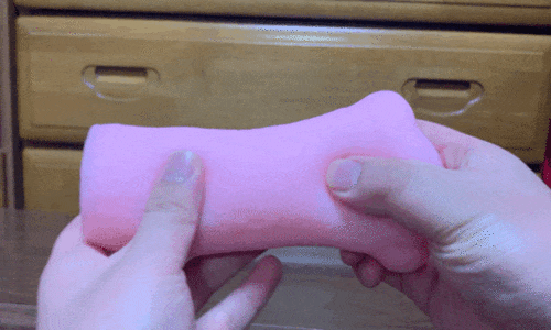 逆ヒダヴァギナージュを伸ばしている画像