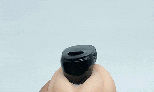 サイバーイグアナ監修！極長ヒダ名器～レイ～からディルドが飛び出すアニメーション画像