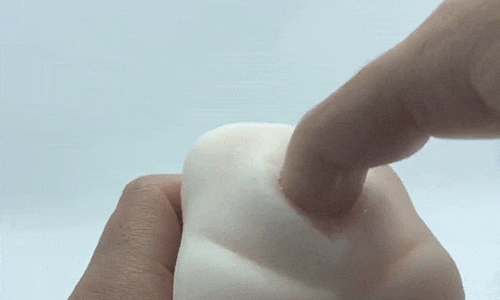 ふわちつイボリューションに指を挿入しているアニメーション画像