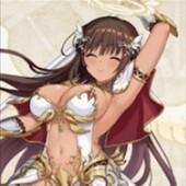 ナディラ